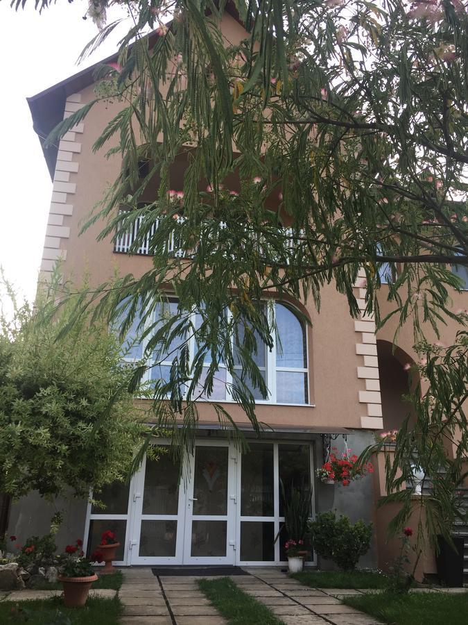 Private House * Berehowe